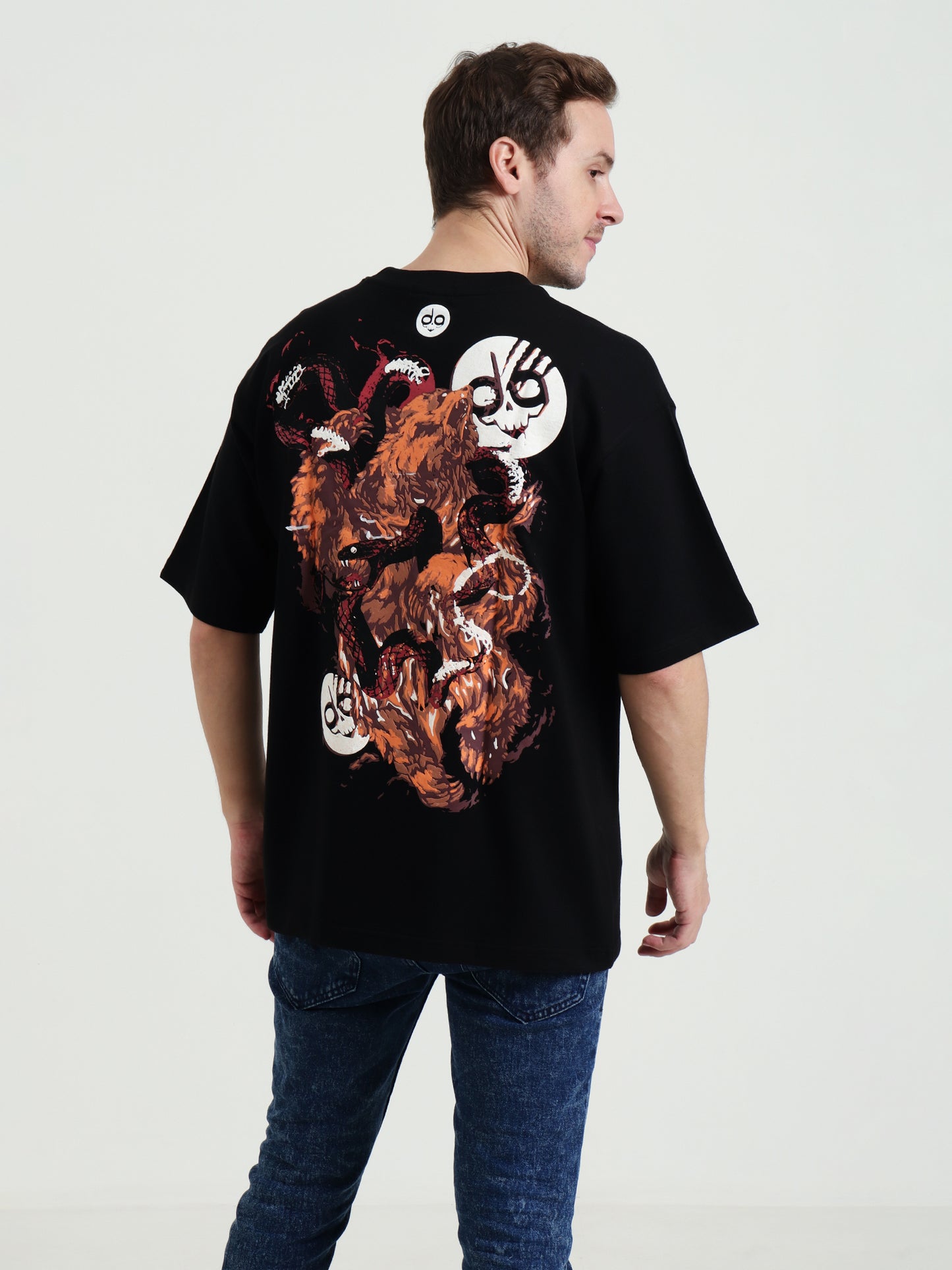 BEAR & PYTHON FIGHT T-SHIRT
