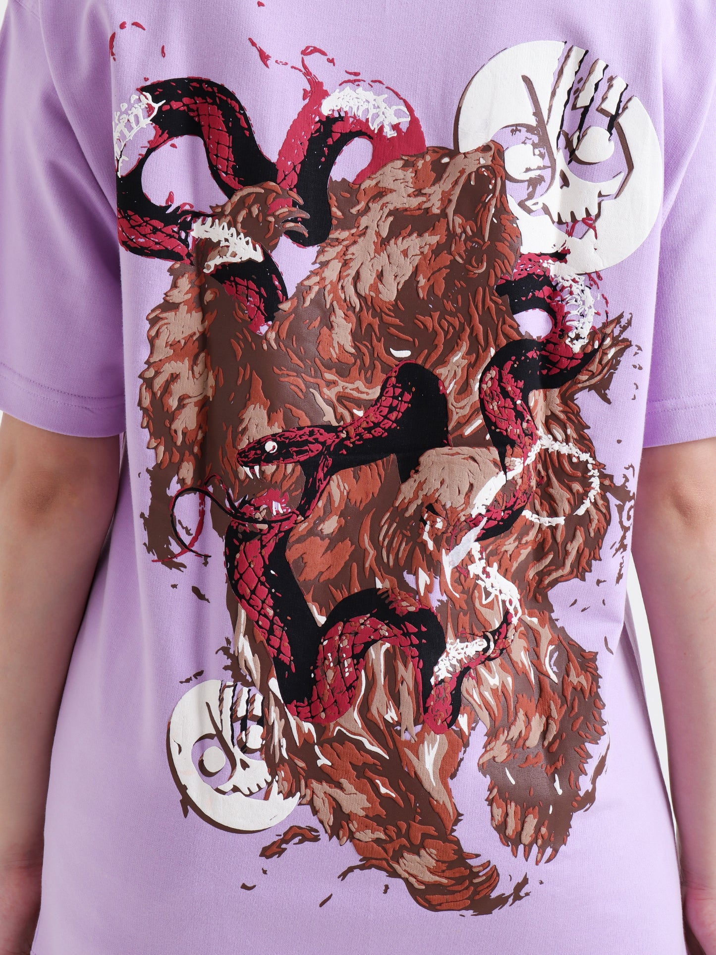 Bear & Python Fight Oversized Lavender Unisex T-Shirt – Puff Print
