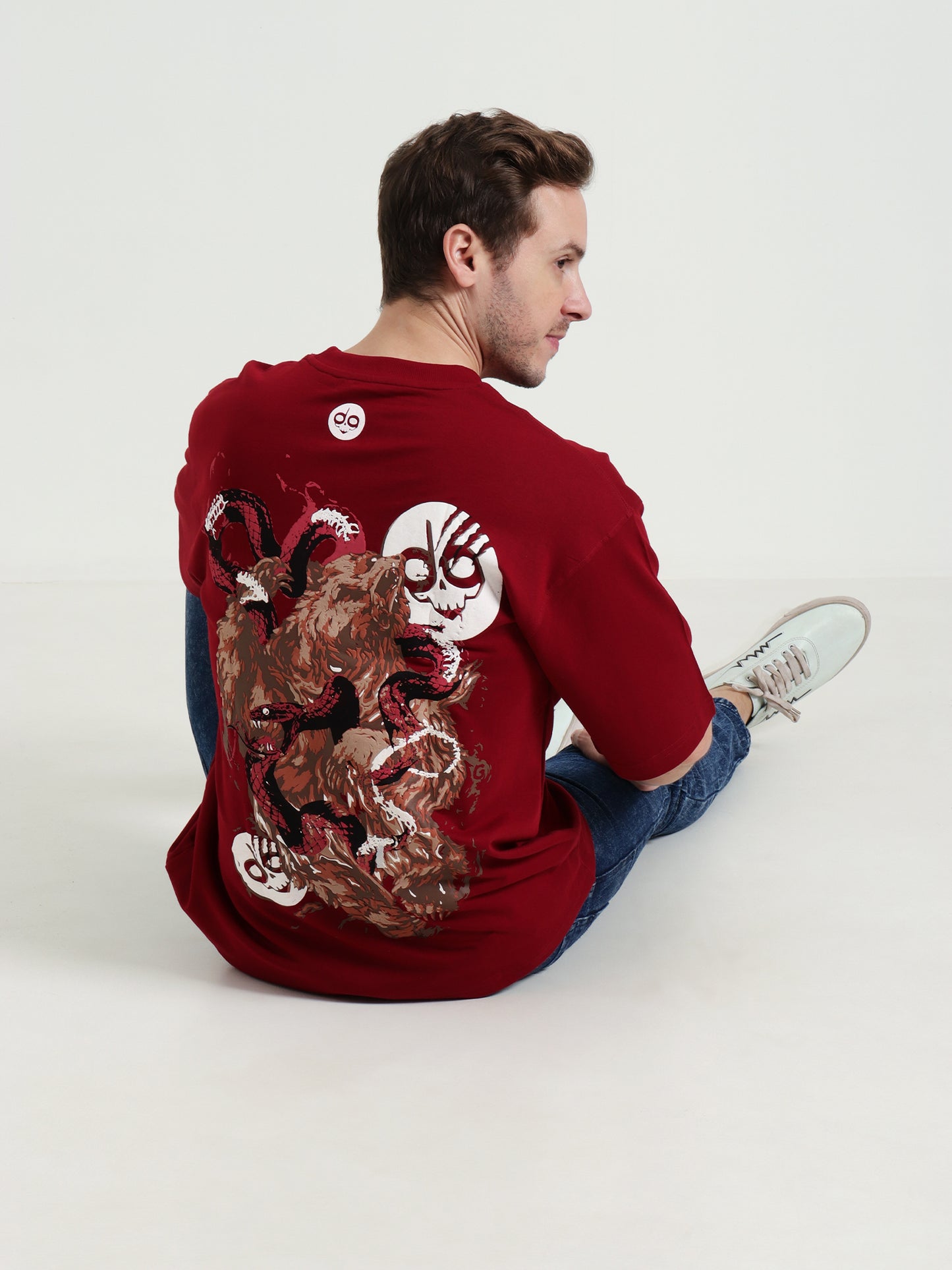 Bear & Python Fight  Oversized Red Unisex T-Shirt – Puff Print